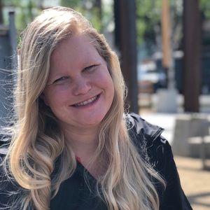 Meet your Posher, Anika